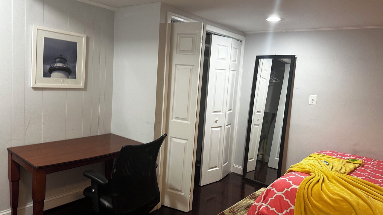 Photo of Bedroom in Wheaton-Glenmont