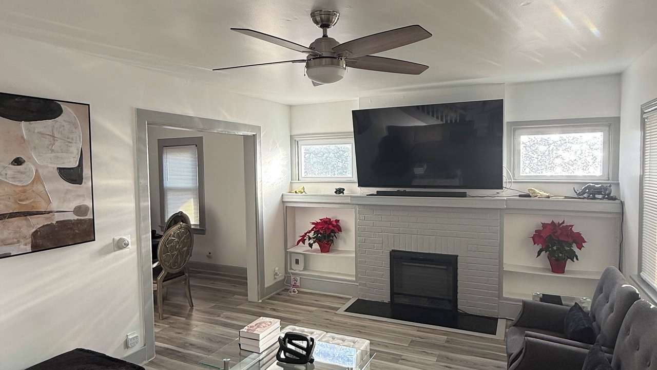 Photo of Livingroom in East Orange