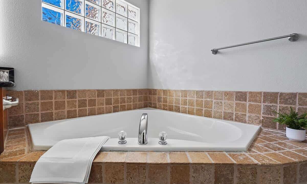 Photo of Bathroom in Southwest Ada County Alliance