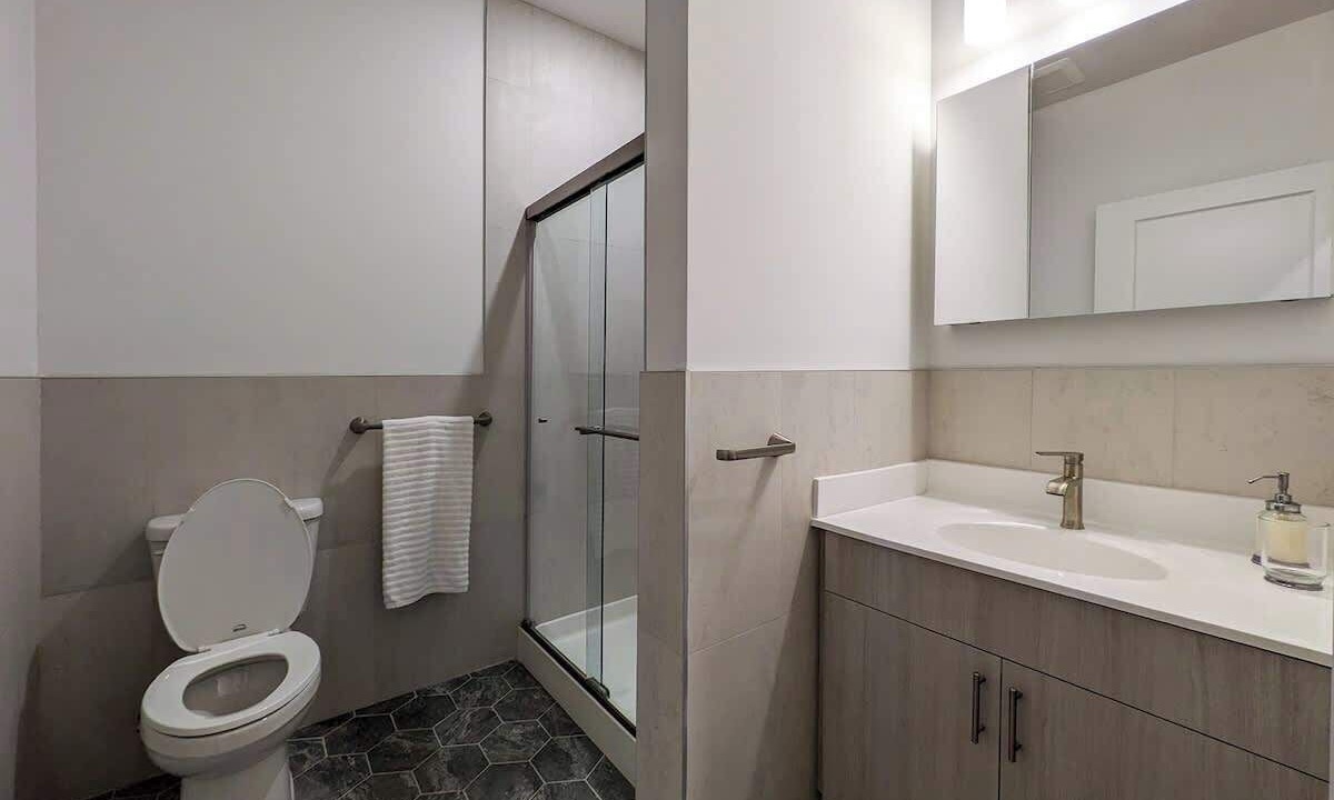 Photo of Bathroom in Dunellen