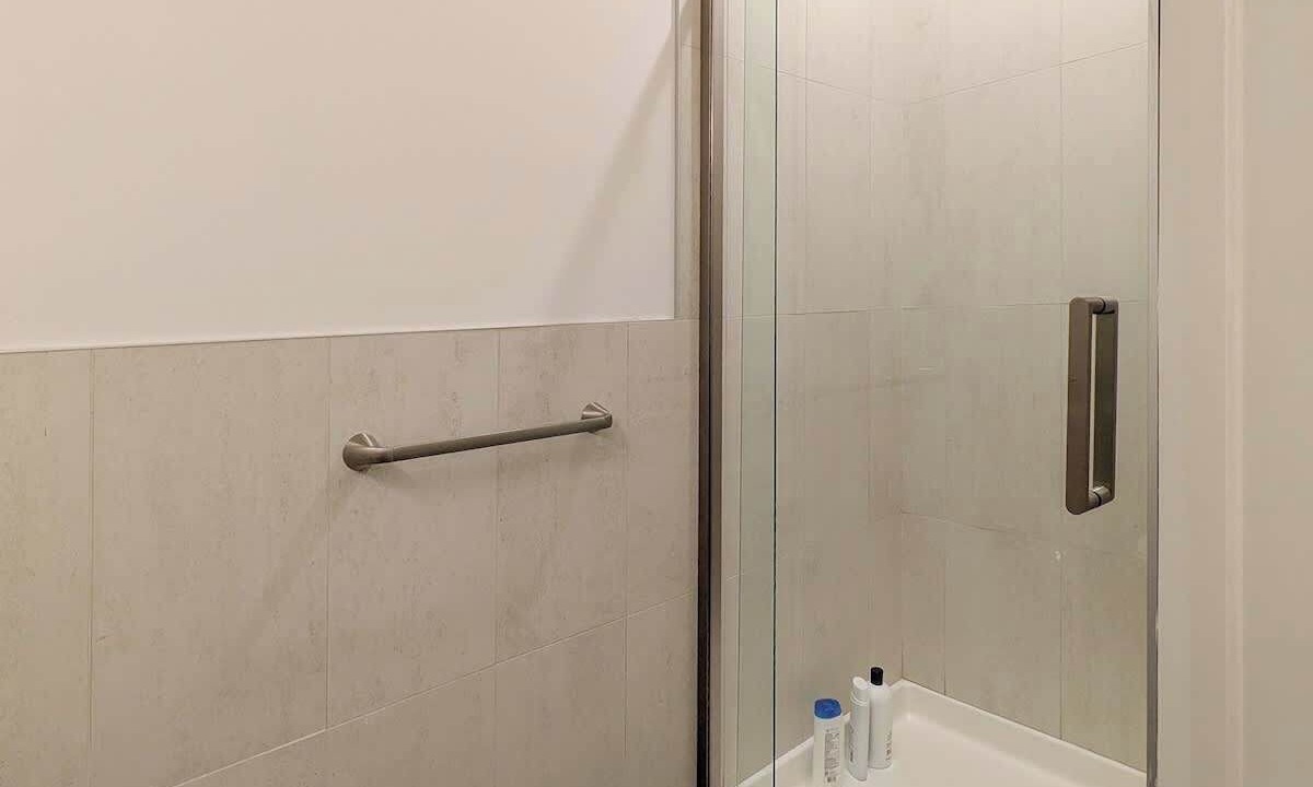 Photo of Bathroom in Dunellen