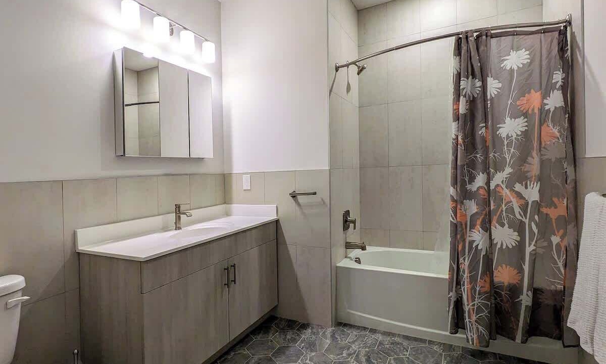 Photo of Bathroom in Dunellen