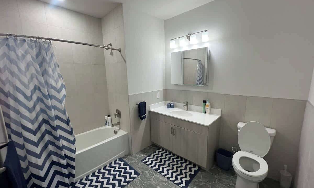 Photo of Bathroom in Dunellen