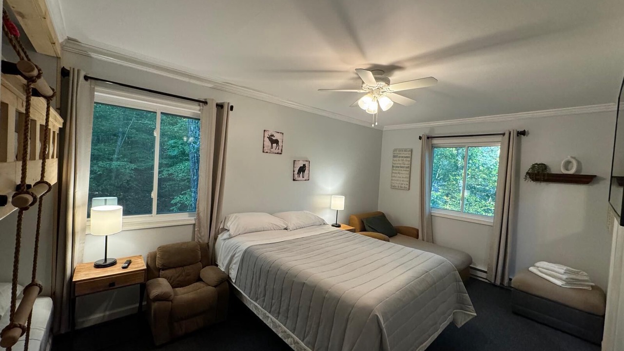 Photo of Bedroom in Lackawaxen