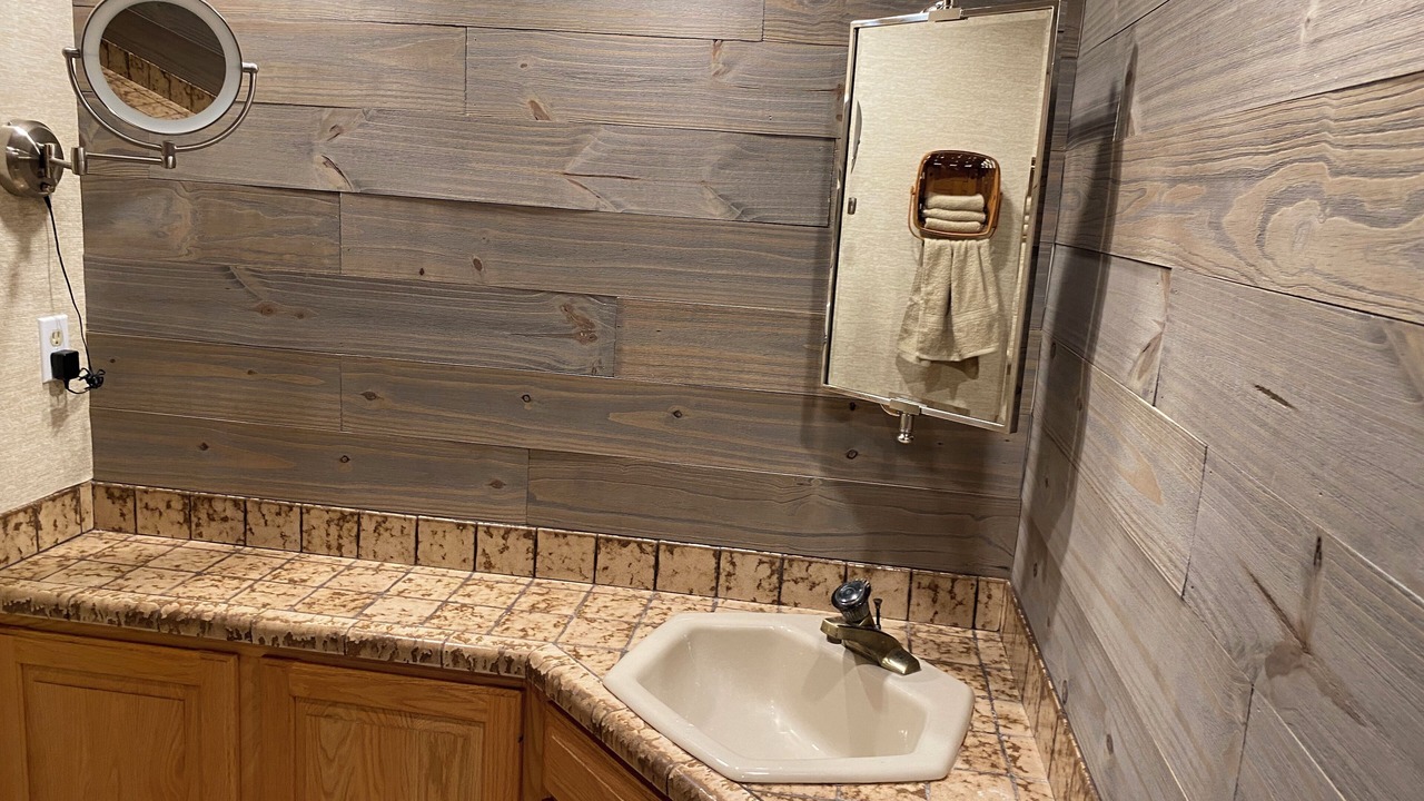 Photo of Bathroom in White Haven