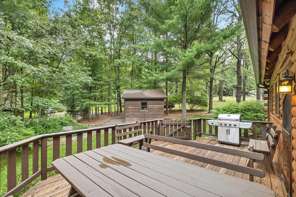 Photo of Outdoor in Canadensis