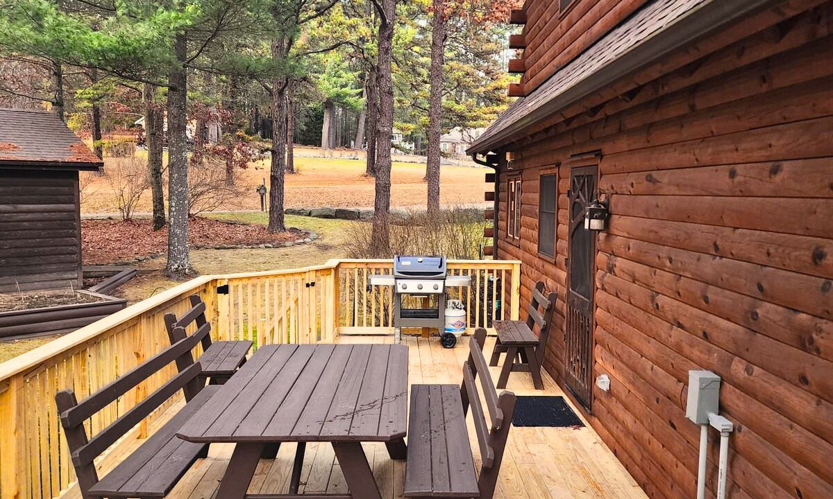 Photo of Outdoor in Canadensis