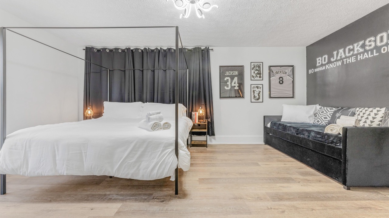 Photo of Bedroom in Massillon