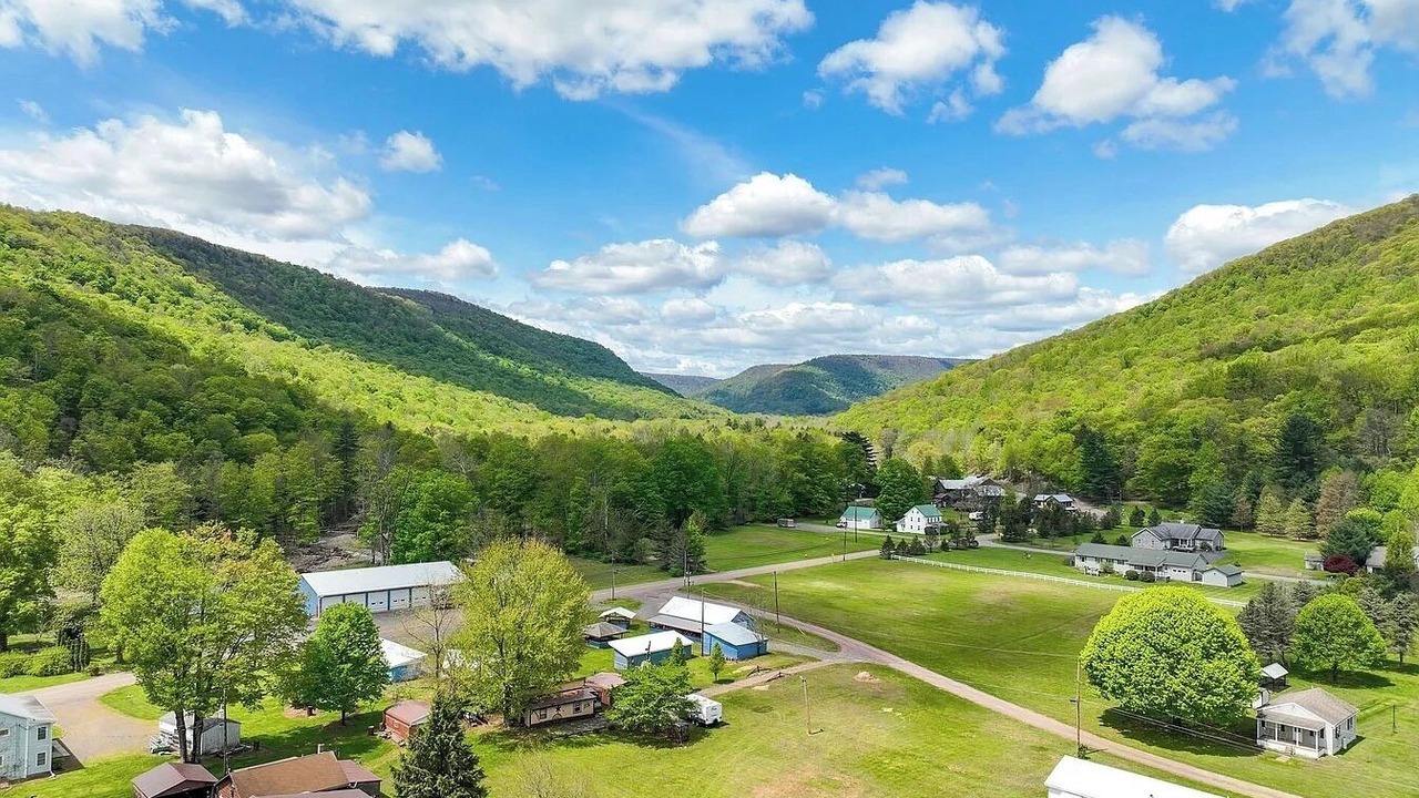 Photo of Outdoor in Jamison City