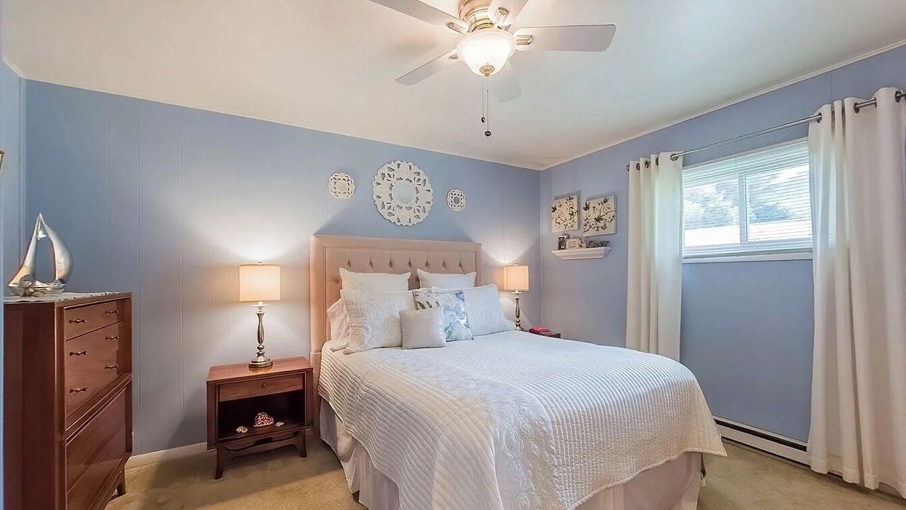 Photo of Bedroom in Jamison City
