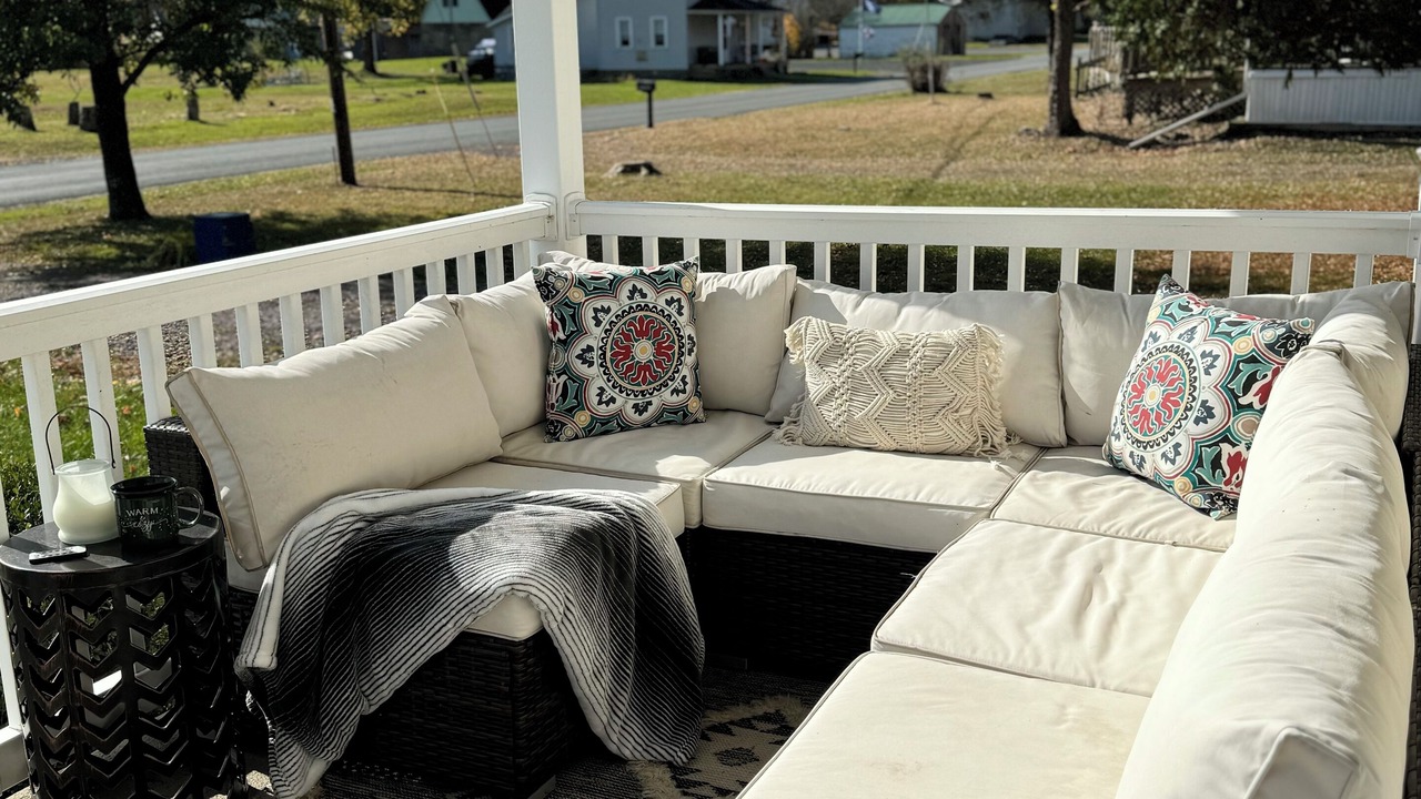 Photo of Patio Balcony in Jamison City