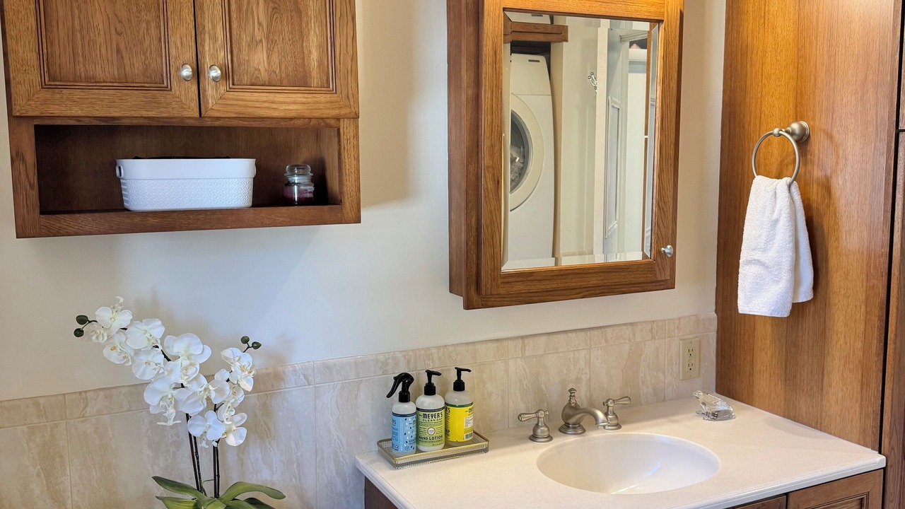 Photo of Bathroom in Jamison City
