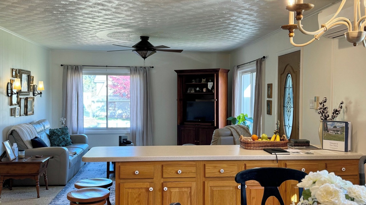 Photo of Livingroom in Jamison City