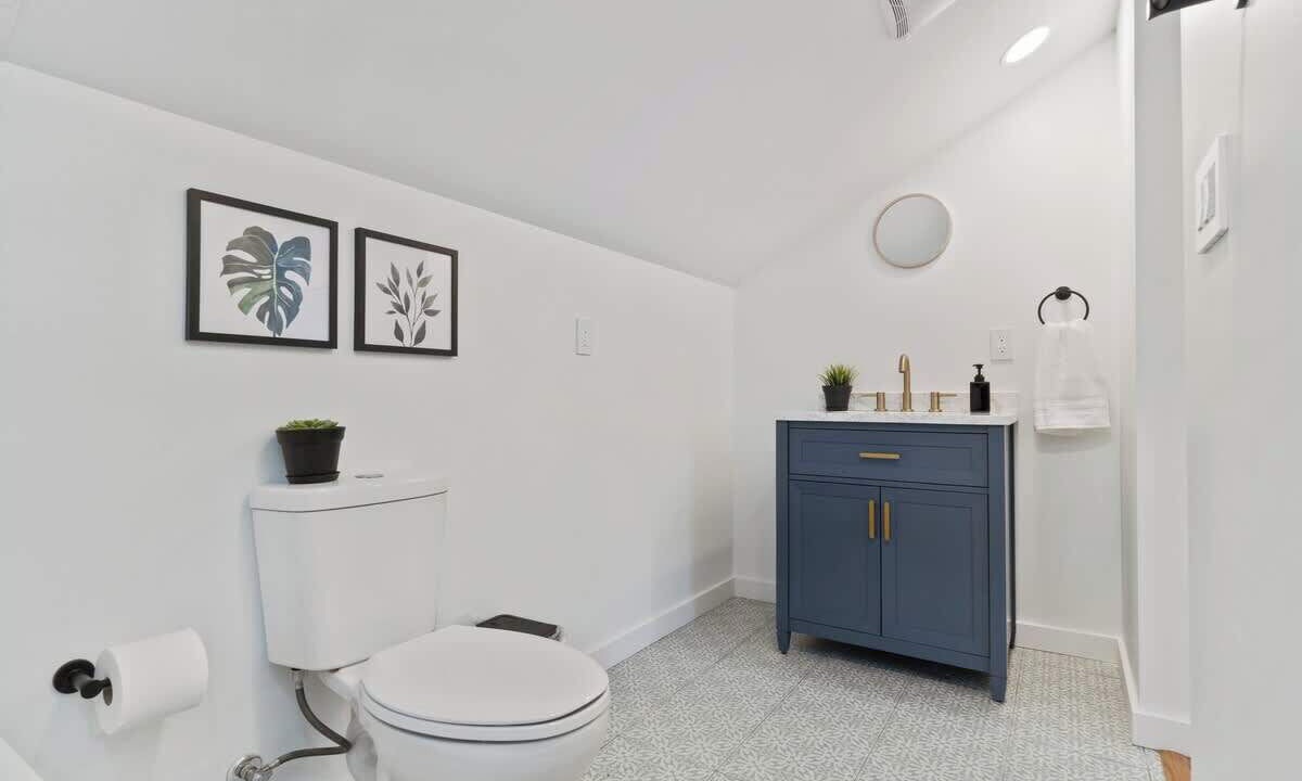 Photo of Bathroom in Central Northside