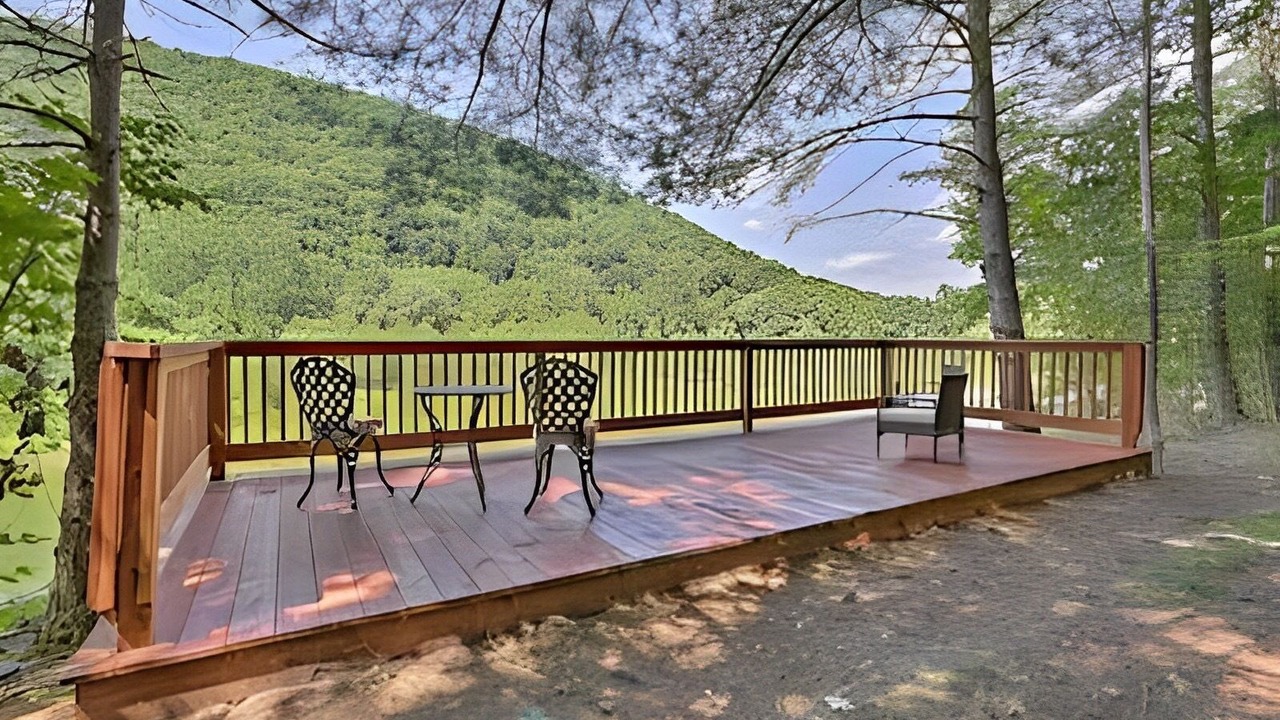 Photo of Patio Balcony in Hancock
