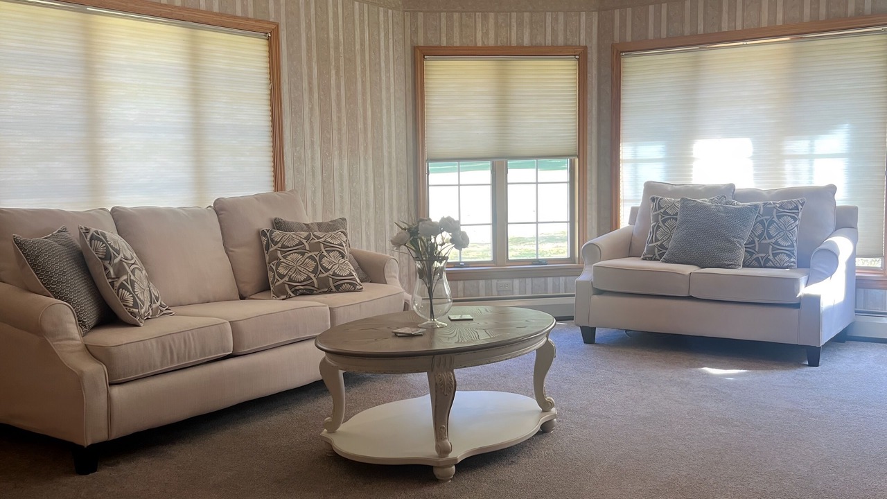 Photo of Livingroom in Hancock
