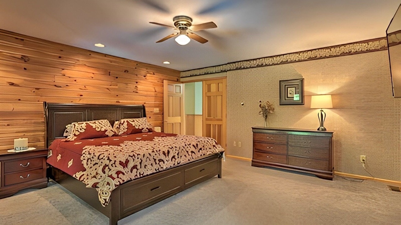 Photo of Bedroom in Hancock