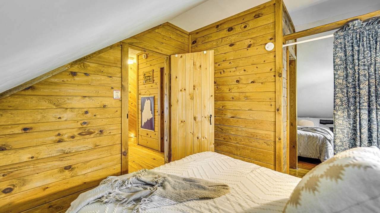 Photo of Bedroom in Oakland Mills