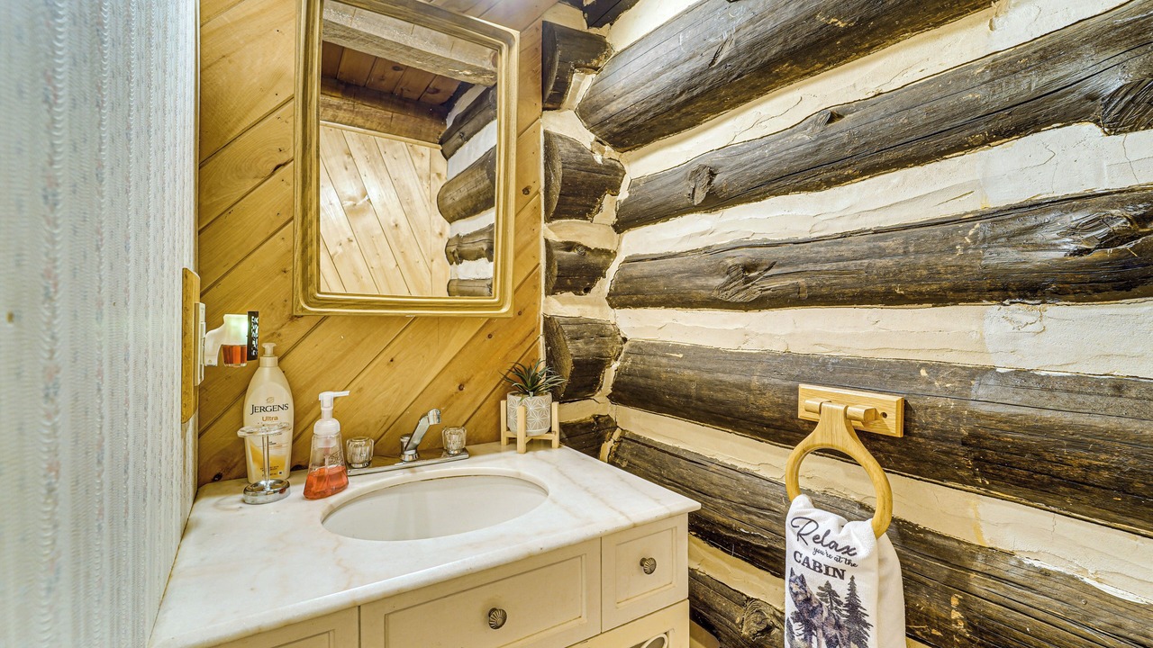 Photo of Bathroom in Oakland Mills