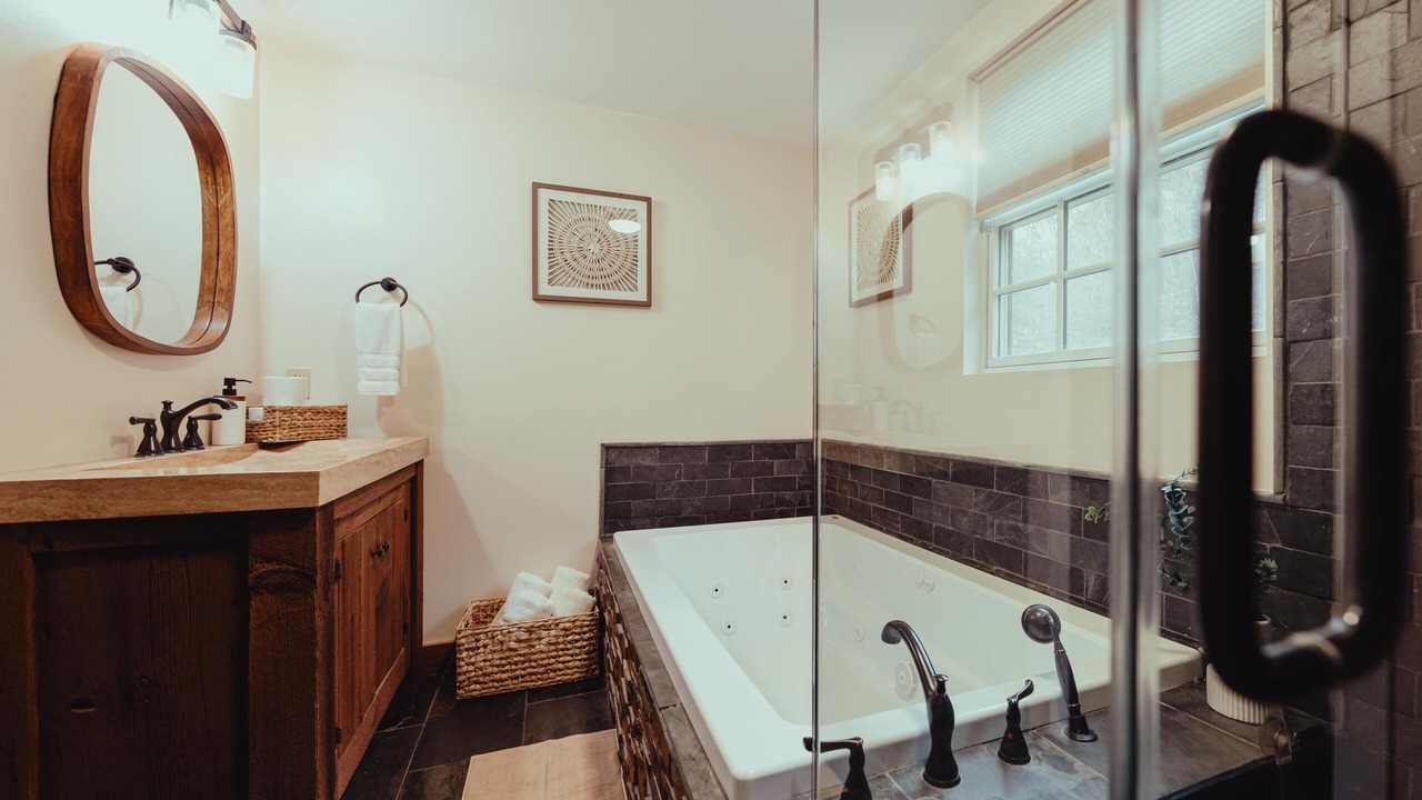 Photo of Bathroom in South Bloomingville