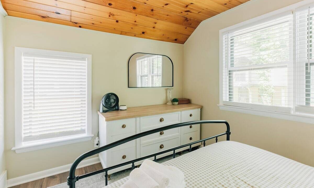 Photo of Bedroom in Mount Gretna