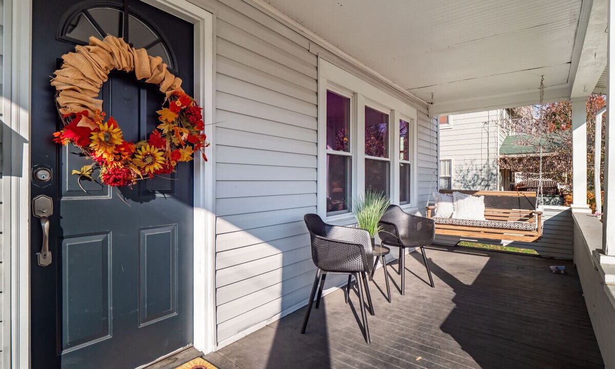 Photo of Patio Balcony in Cuyahoga Falls