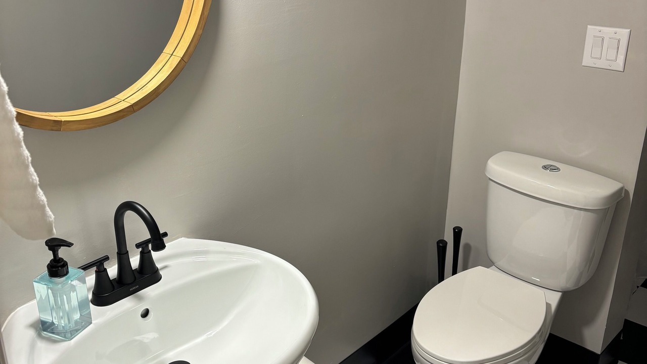 Photo of Bathroom in Morrow