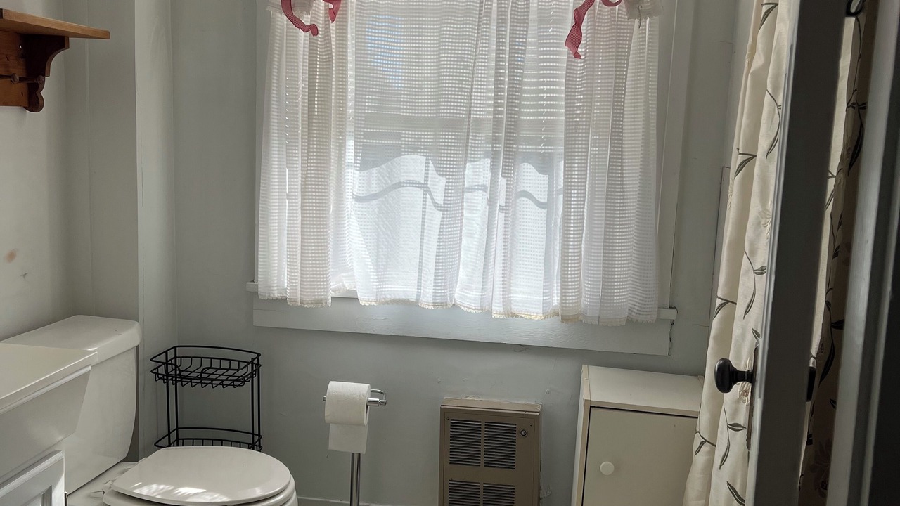 Photo of Bathroom in Circleville