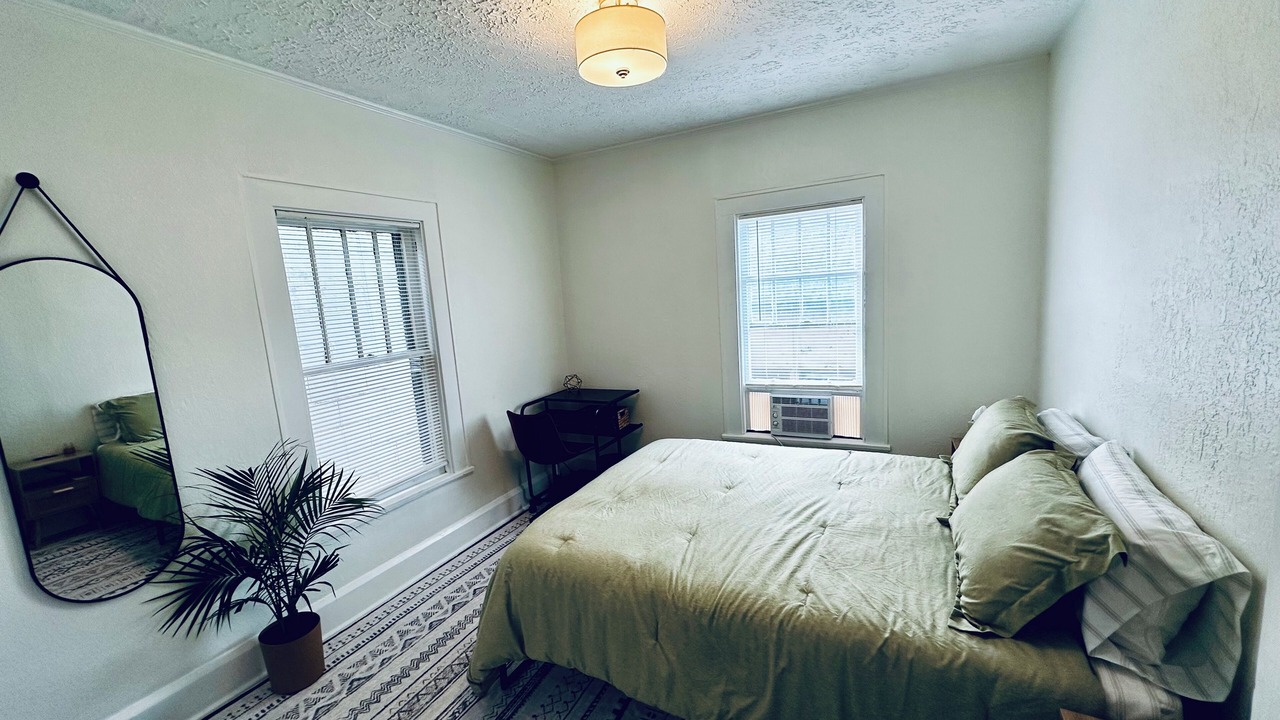 Photo of Bedroom in Leadsville