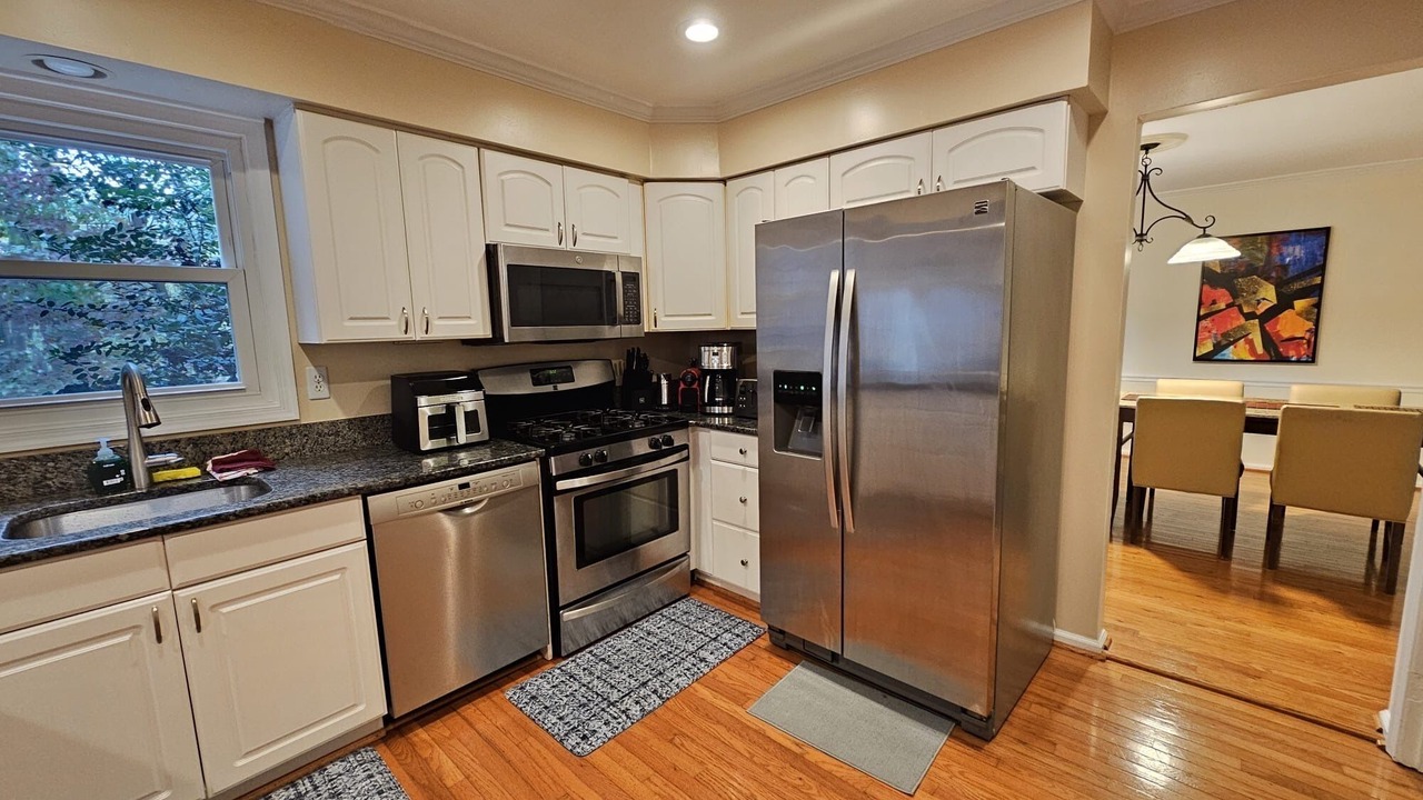 Photo of Kitchen in White Oak