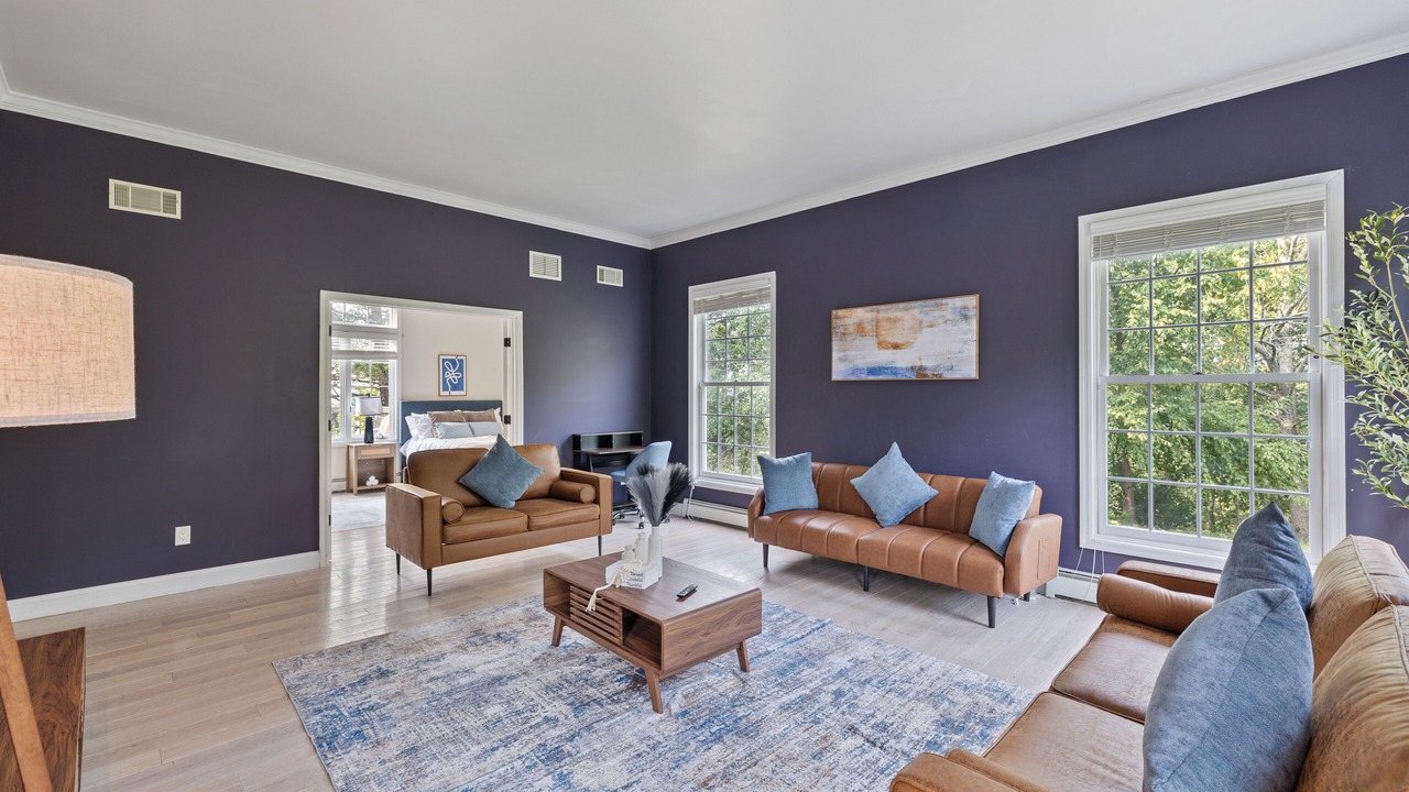 Photo of Livingroom in Monroe