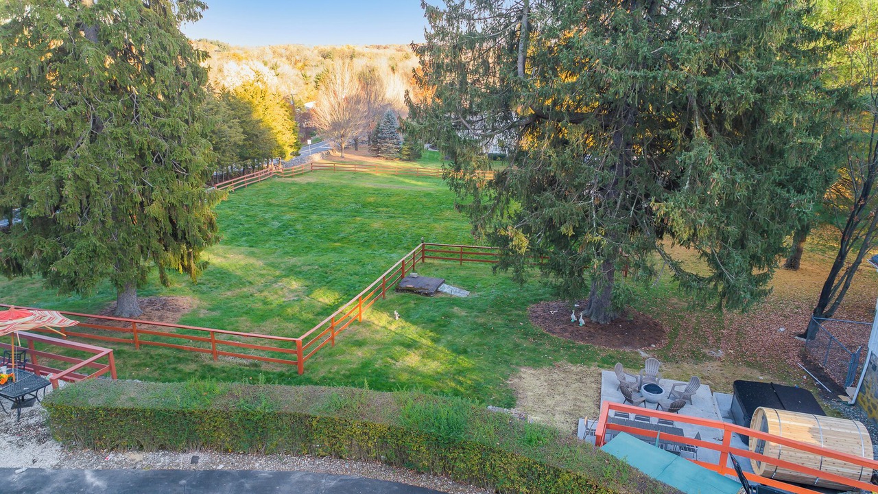 Photo of Outdoor in Montebello