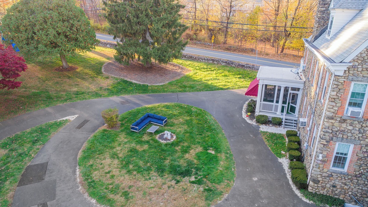 Photo of Outdoor in Montebello