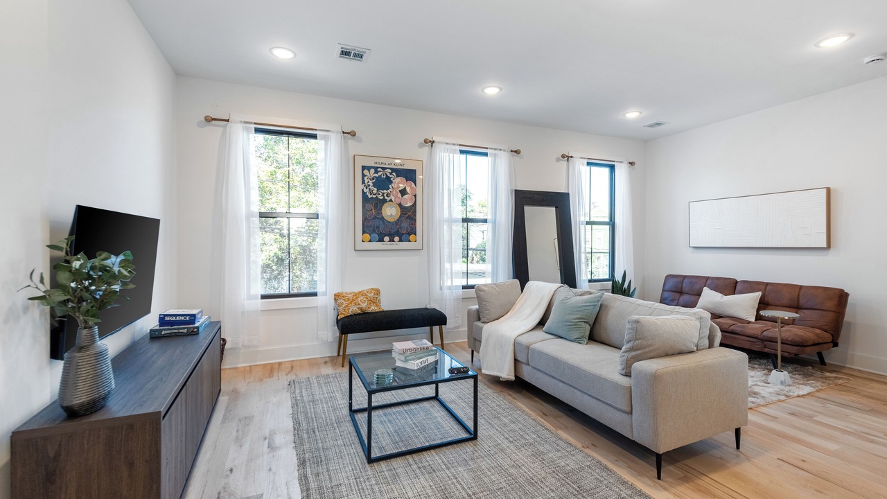 Photo of Livingroom in Greenville