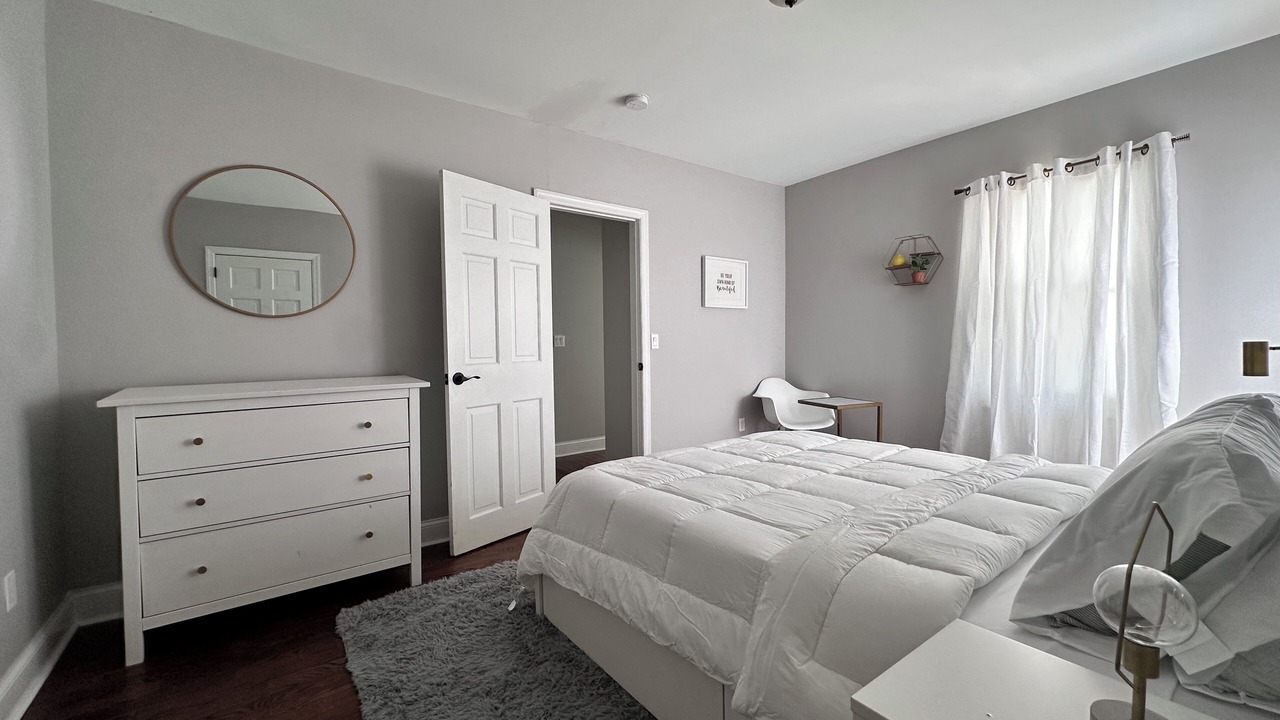 Photo of Bedroom in Rahway
