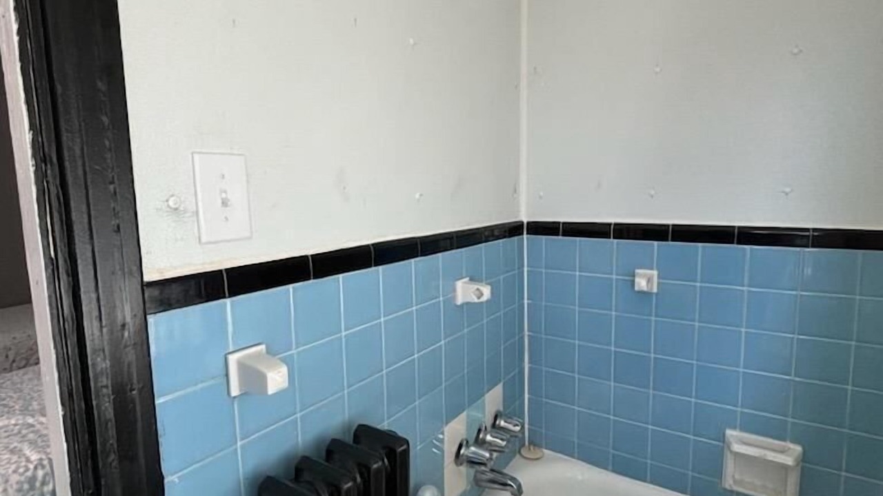Photo of Bathroom in Duquesne