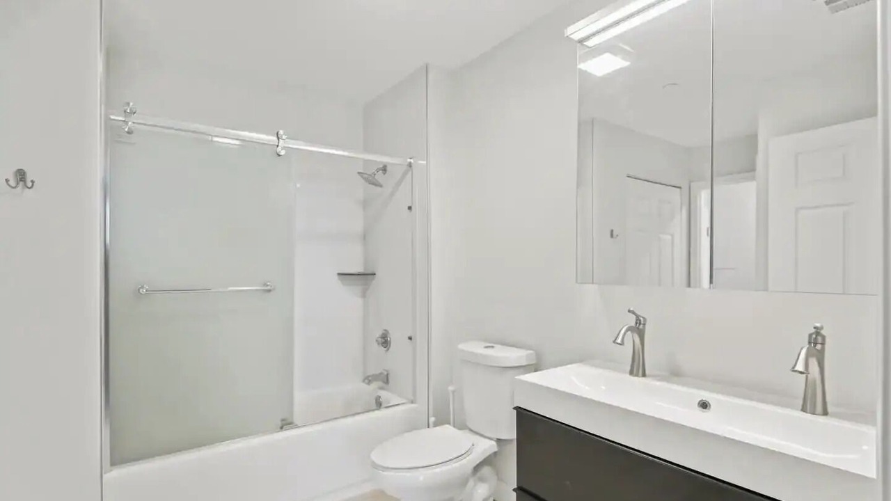 Photo of Bathroom in Inner Harbor