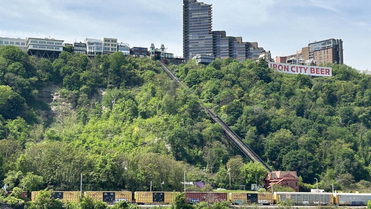 Photo of Others in Downtown Pittsburgh