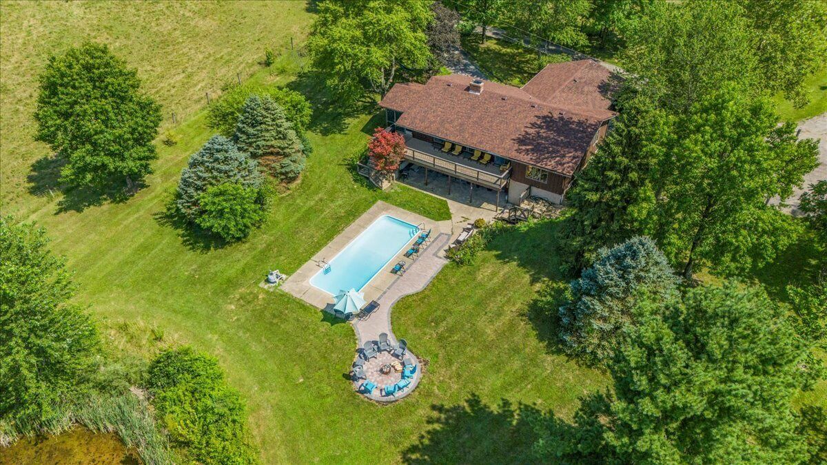 Photo of Outdoor in Ashville