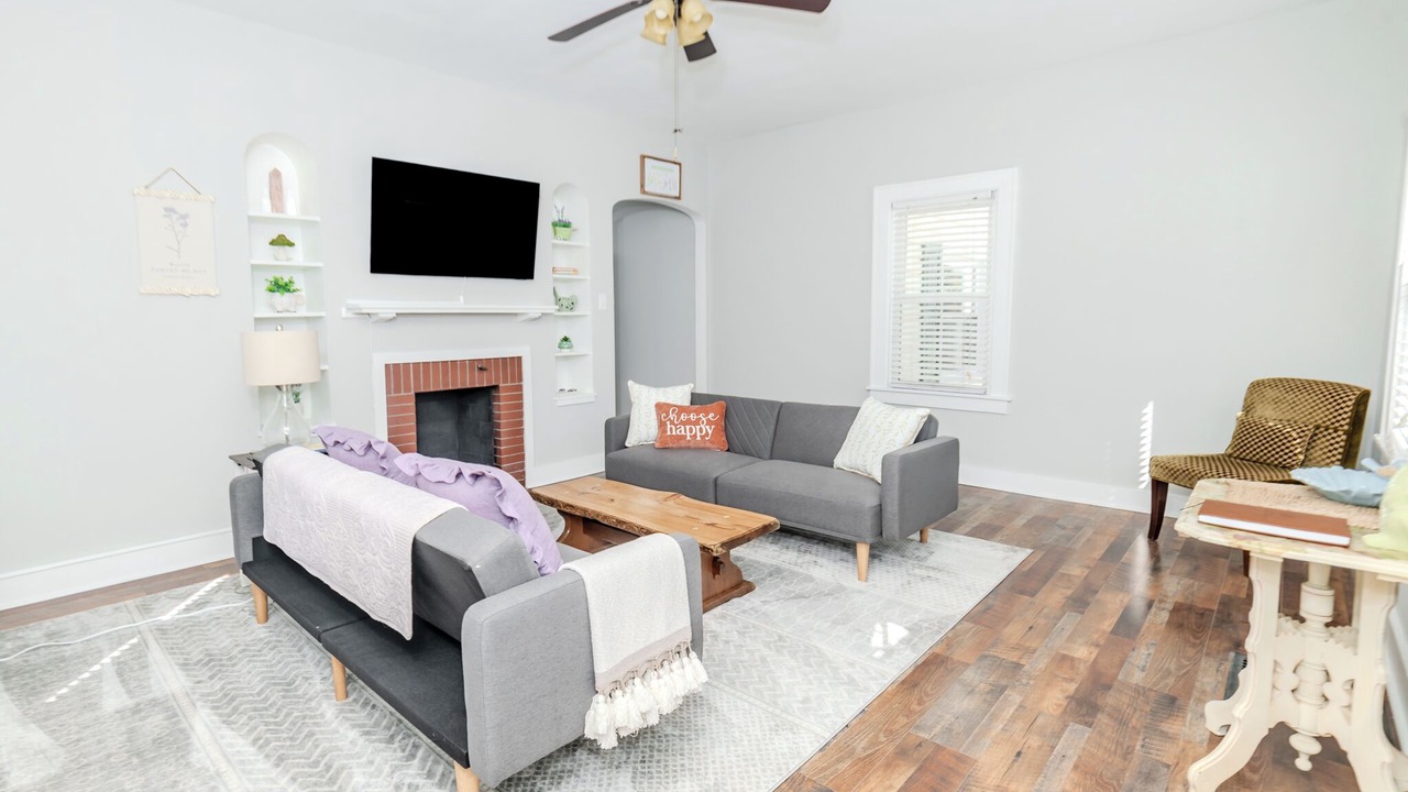Photo of Livingroom in Indiana
