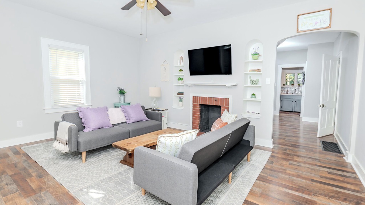 Photo of Livingroom in Indiana