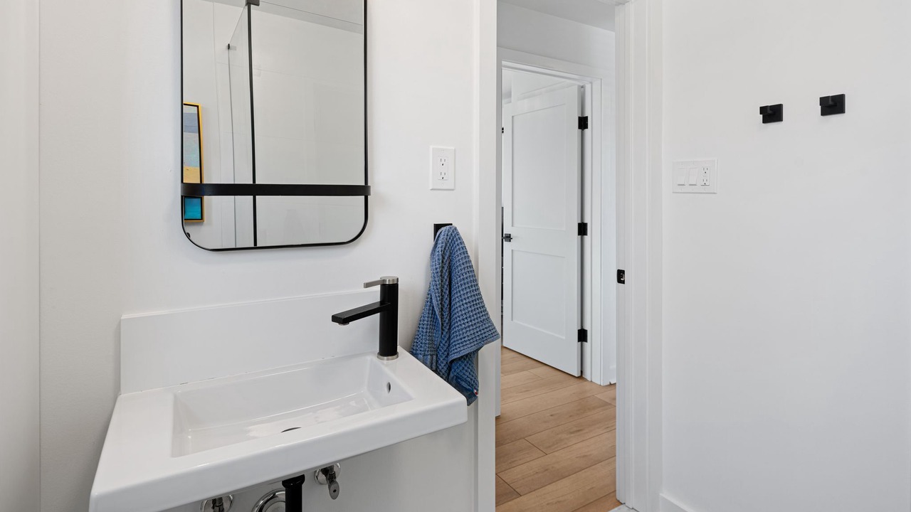 Photo of Bathroom in Manoa