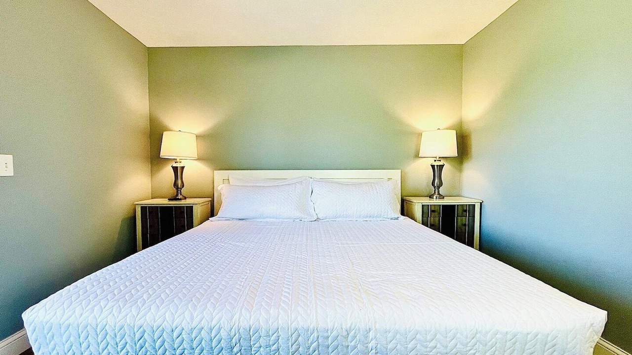 Photo of Bedroom in Huron