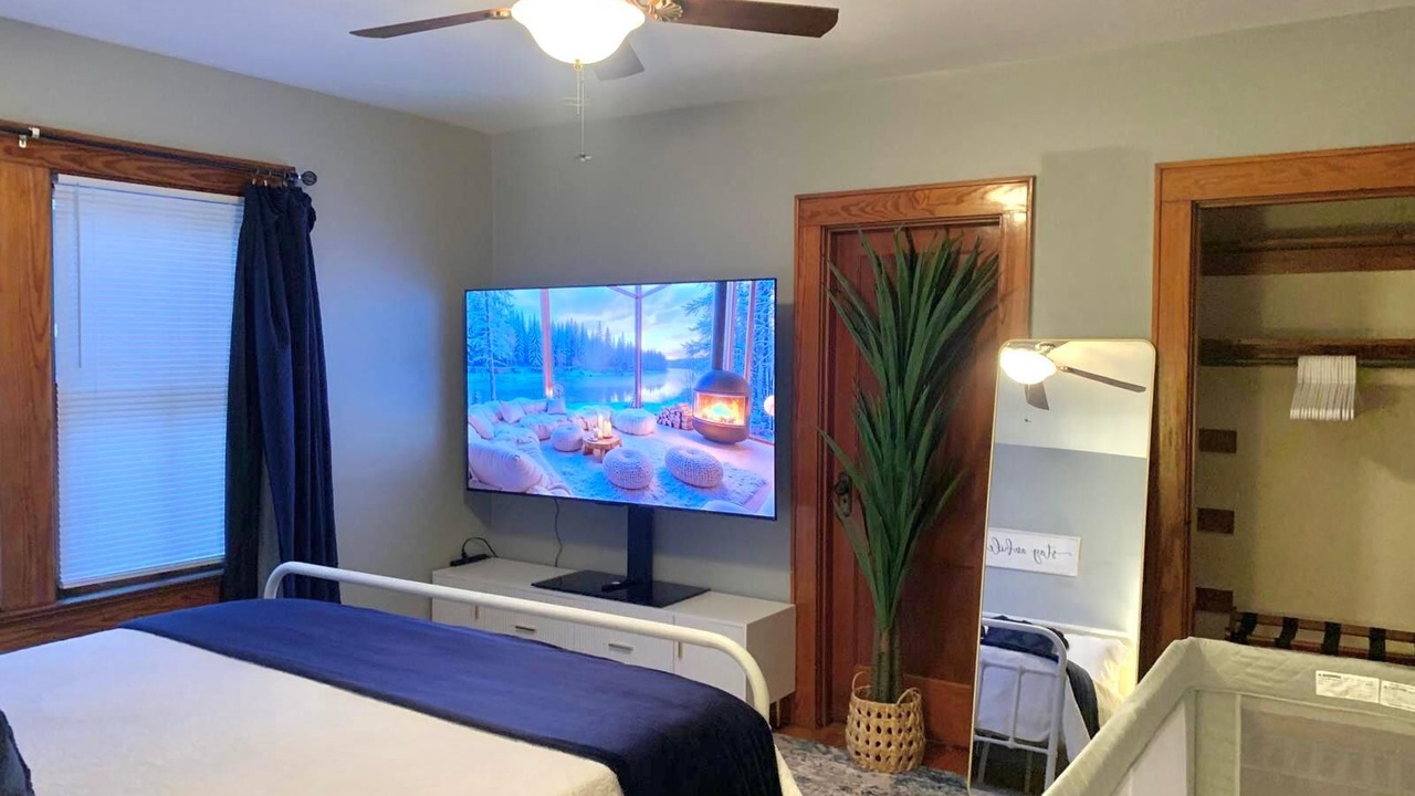 Photo of Bedroom in Hamilton