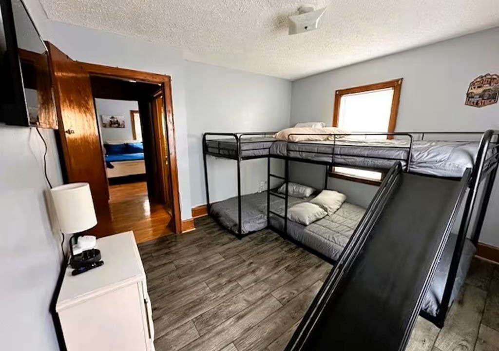 Photo of Bedroom in Kyle