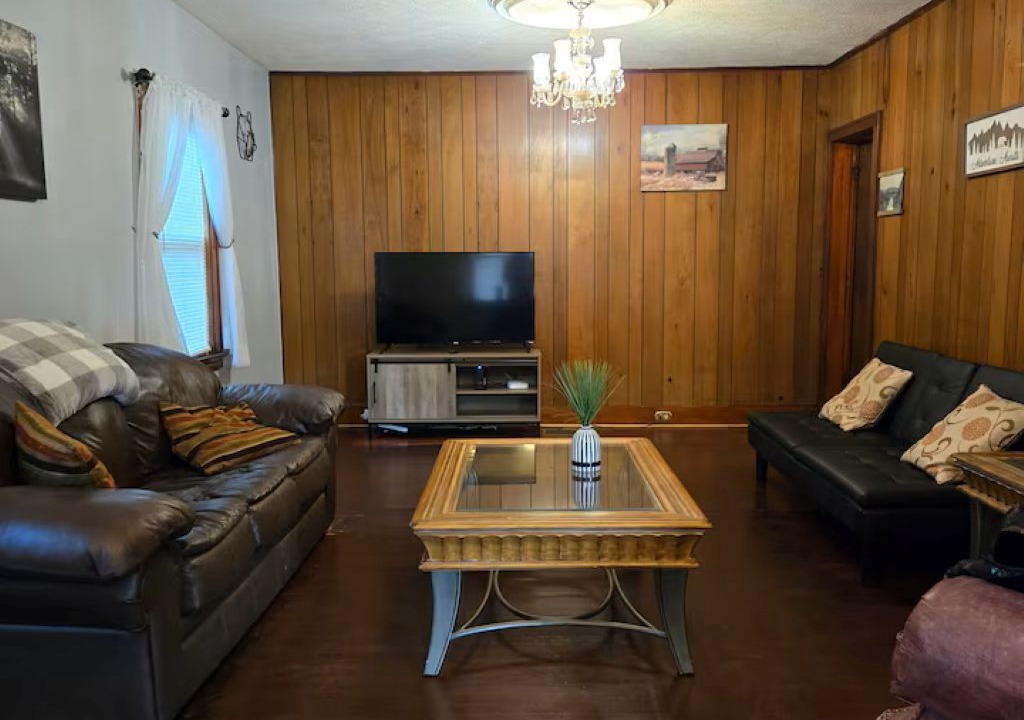 Photo of Livingroom in Kyle
