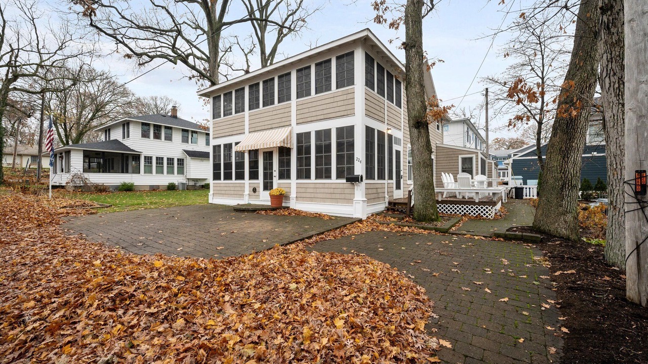 Photo of Outdoor in Lakeside