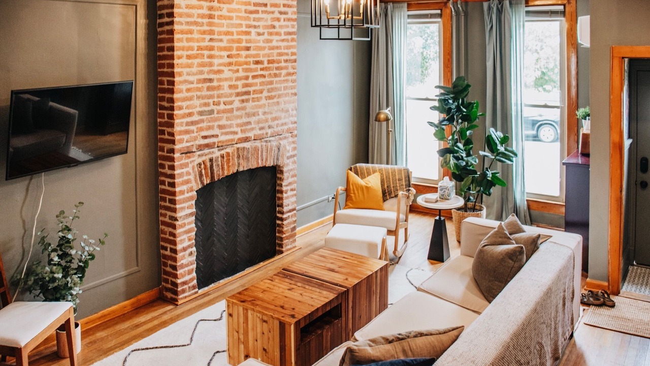 Photo of Livingroom in Canton