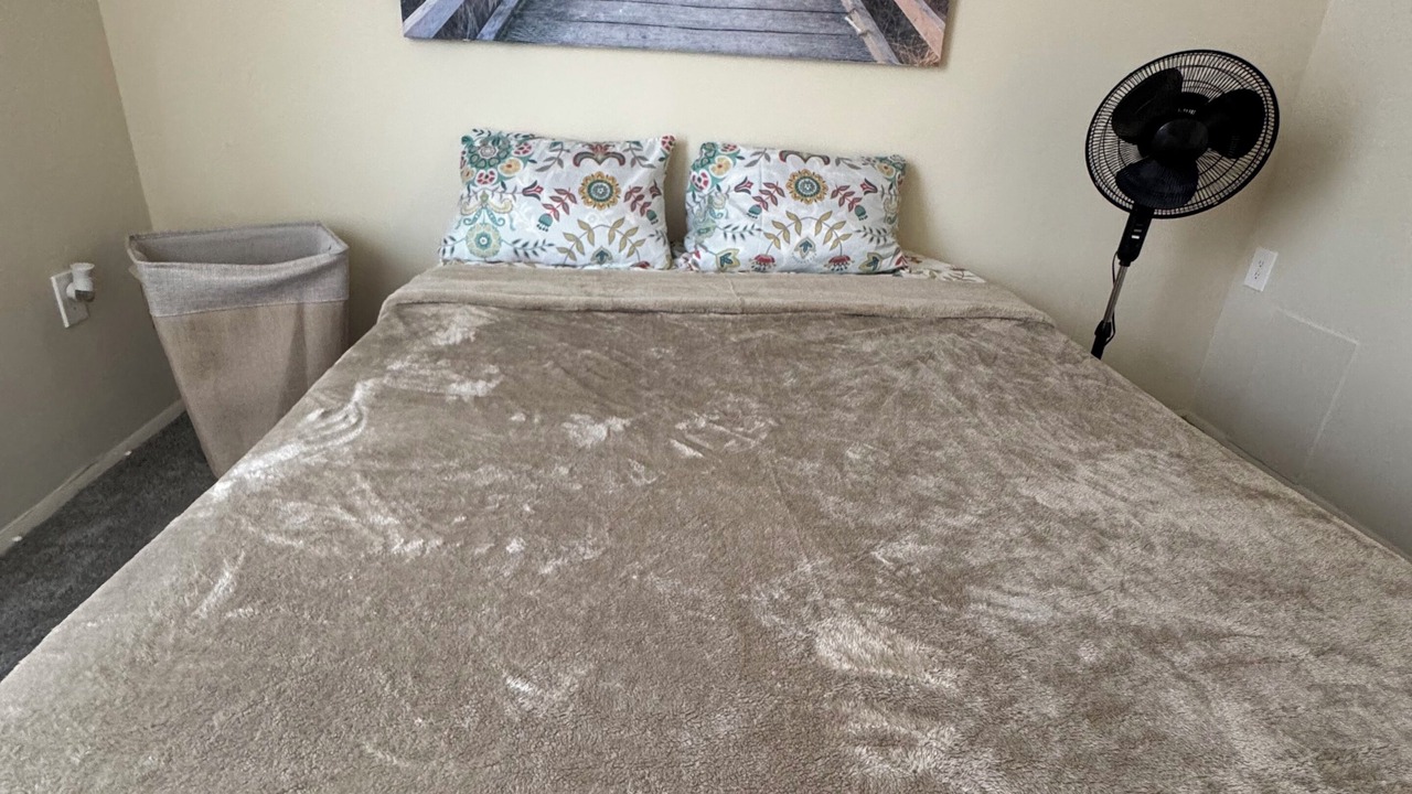 Photo of Bedroom in Halethorpe