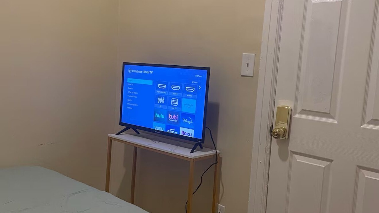 Photo of Bedroom in Newark